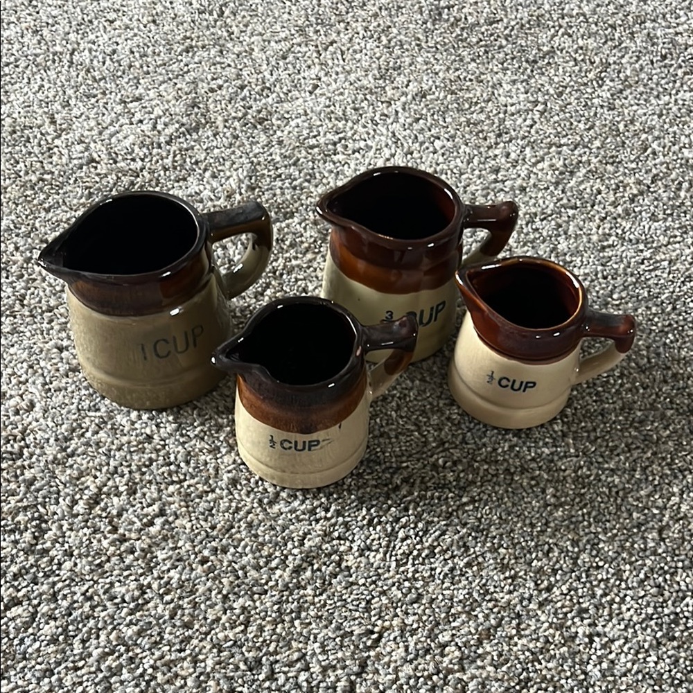 Vintage Set of Ceramic Measuring Cups